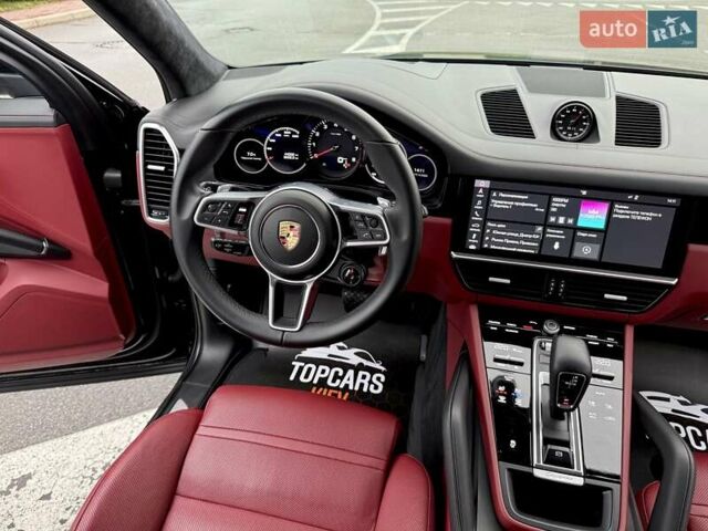 Черный Порше Каен, объемом двигателя 3 л и пробегом 44 тыс. км за 72500 $, фото 71 на Automoto.ua