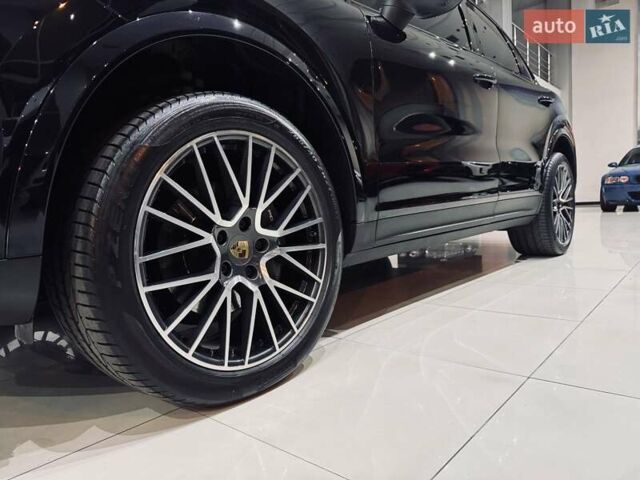 Черный Порше Каен, объемом двигателя 3 л и пробегом 94 тыс. км за 64900 $, фото 45 на Automoto.ua