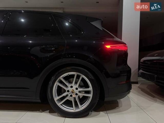 Черный Порше Каен, объемом двигателя 3 л и пробегом 32 тыс. км за 69900 $, фото 43 на Automoto.ua