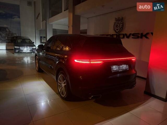 Черный Порше Каен, объемом двигателя 3 л и пробегом 32 тыс. км за 69900 $, фото 6 на Automoto.ua