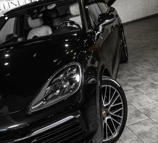 Чорний Порше Cayenne, об'ємом двигуна 3 л та пробігом 82 тис. км за 59999 $, фото 4 на Automoto.ua