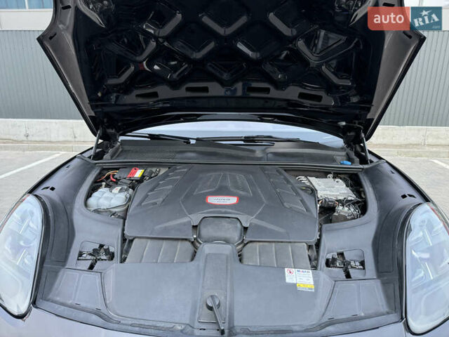 Чорний Порше Cayenne, об'ємом двигуна 4 л та пробігом 88 тис. км за 98800 $, фото 23 на Automoto.ua