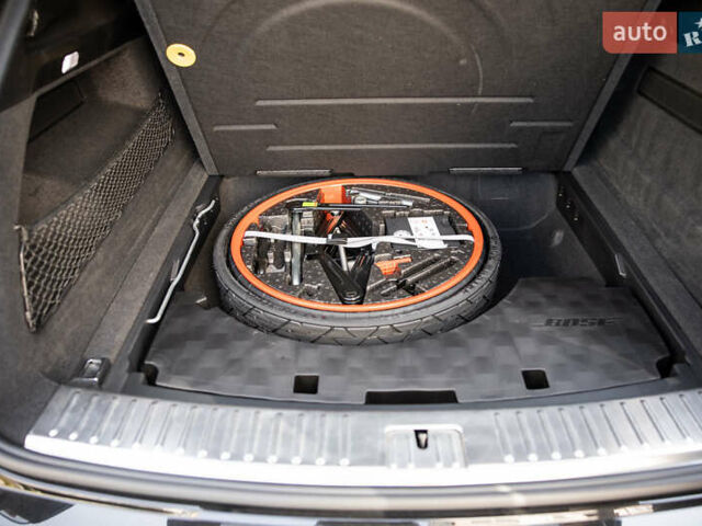 Чорний Порше Cayenne, об'ємом двигуна 3 л та пробігом 74 тис. км за 58000 $, фото 19 на Automoto.ua