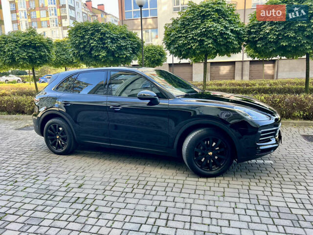 Чорний Порше Cayenne, об'ємом двигуна 3 л та пробігом 73 тис. км за 55000 $, фото 2 на Automoto.ua