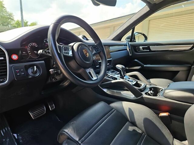 Чорний Порше Cayenne, об'ємом двигуна 4 л та пробігом 34 тис. км за 26000 $, фото 8 на Automoto.ua