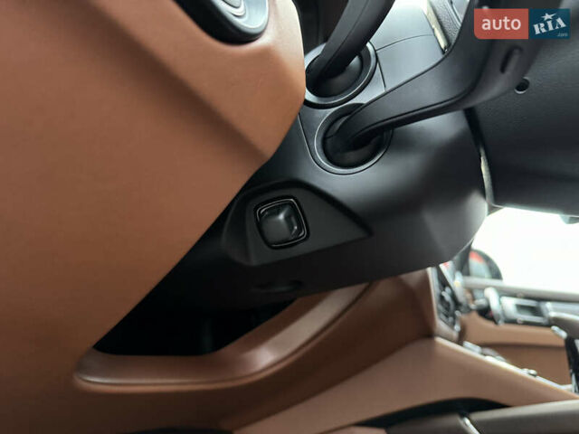 Чорний Порше Cayenne, об'ємом двигуна 4 л та пробігом 88 тис. км за 98800 $, фото 35 на Automoto.ua