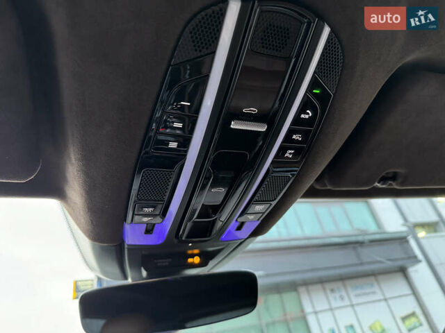 Чорний Порше Cayenne, об'ємом двигуна 4 л та пробігом 88 тис. км за 98800 $, фото 55 на Automoto.ua