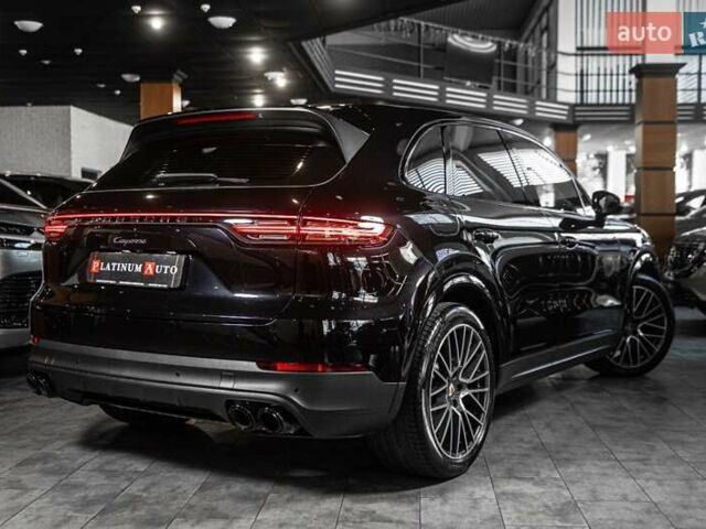 Чорний Порше Cayenne, об'ємом двигуна 3 л та пробігом 82 тис. км за 59999 $, фото 41 на Automoto.ua