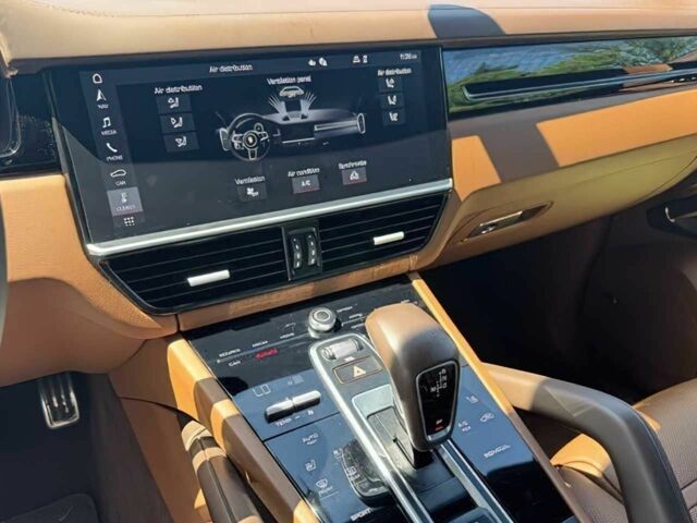 Чорний Порше Cayenne, об'ємом двигуна 2.9 л та пробігом 41 тис. км за 26000 $, фото 9 на Automoto.ua
