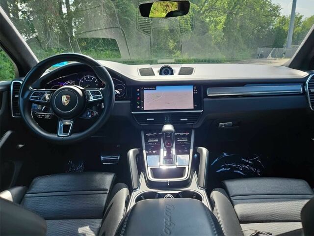 Чорний Порше Cayenne, об'ємом двигуна 4 л та пробігом 34 тис. км за 26000 $, фото 14 на Automoto.ua