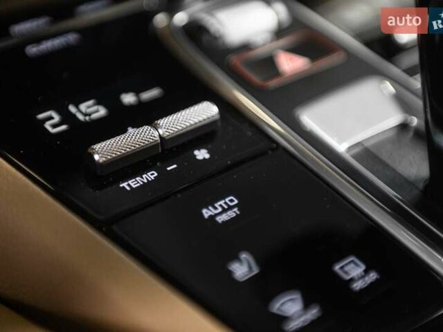 Чорний Порше Cayenne, об'ємом двигуна 3 л та пробігом 82 тис. км за 59999 $, фото 18 на Automoto.ua