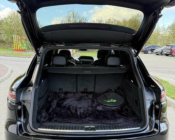 Порше Cayenne 2021 у Львові на Automoto.ua Чорний Порше Cayenne, об'ємом двигуна 3 л та пробігом 102 тис. км за 69500 $, фото 5 на Automoto.ua