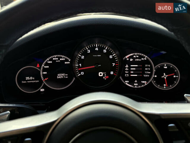 Чорний Порше Cayenne, об'ємом двигуна 2.9 л та пробігом 60 тис. км за 73500 $, фото 20 на Automoto.ua