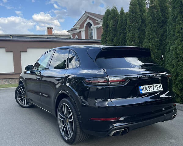 Чорний Порше Cayenne, об'ємом двигуна 4 л та пробігом 79 тис. км за 115000 $, фото 3 на Automoto.ua