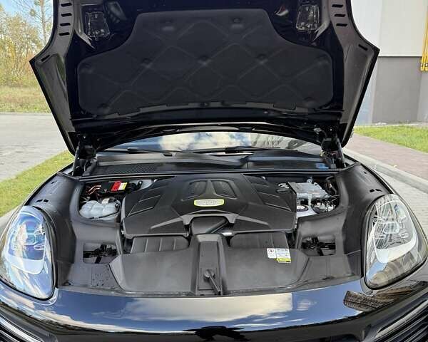 Порше Cayenne 2021 у Львові на Automoto.ua Чорний Порше Cayenne, об'ємом двигуна 3 л та пробігом 102 тис. км за 69500 $, фото 12 на Automoto.ua