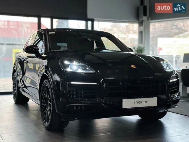 Черный Порше Каен, объемом двигателя 4 л и пробегом 34 тыс. км за 95000 $, фото 2 на Automoto.ua