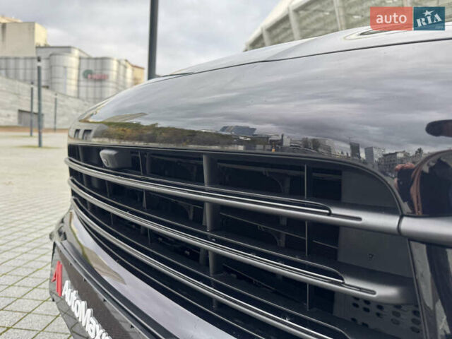 Черный Порше Каен, объемом двигателя 3 л и пробегом 35 тыс. км за 81999 $, фото 10 на Automoto.ua