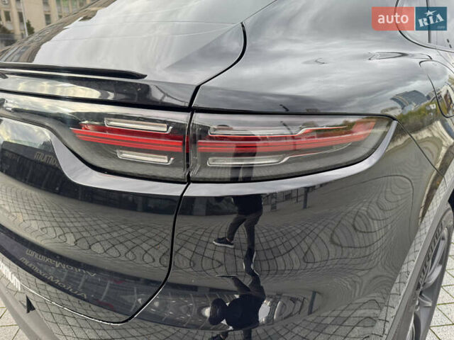 Черный Порше Каен, объемом двигателя 3 л и пробегом 35 тыс. км за 81999 $, фото 8 на Automoto.ua