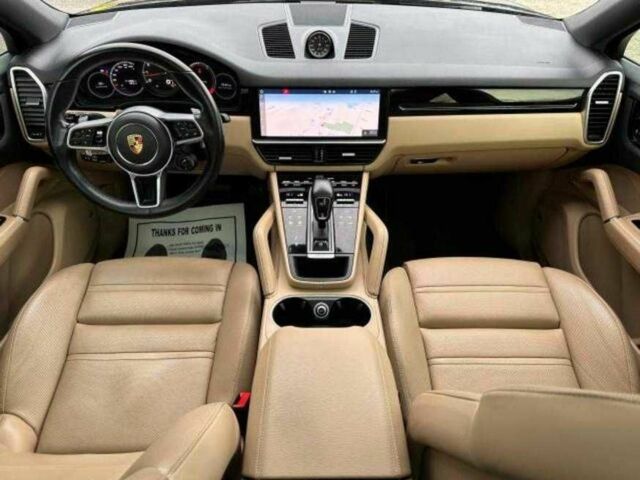 Чорний Порше Cayenne, об'ємом двигуна 3 л та пробігом 31 тис. км за 55500 $, фото 6 на Automoto.ua
