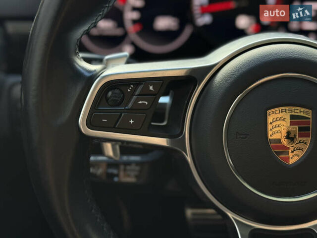 Чорний Порше Cayenne, об'ємом двигуна 2.9 л та пробігом 60 тис. км за 73500 $, фото 17 на Automoto.ua