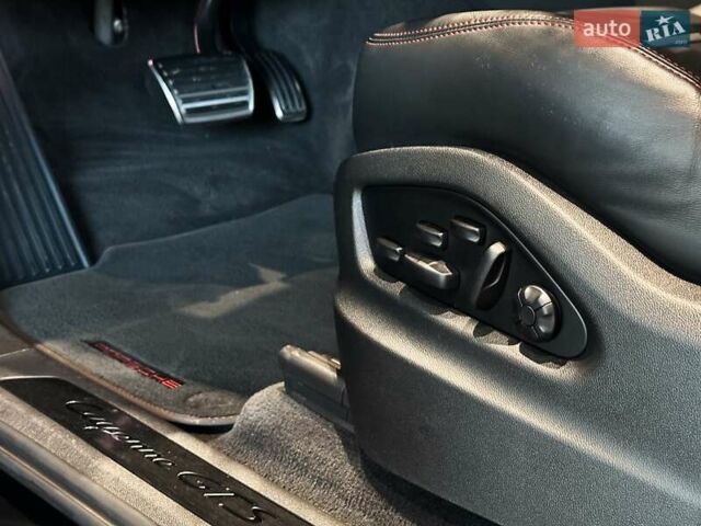 Черный Порше Каен, объемом двигателя 4 л и пробегом 34 тыс. км за 95000 $, фото 16 на Automoto.ua