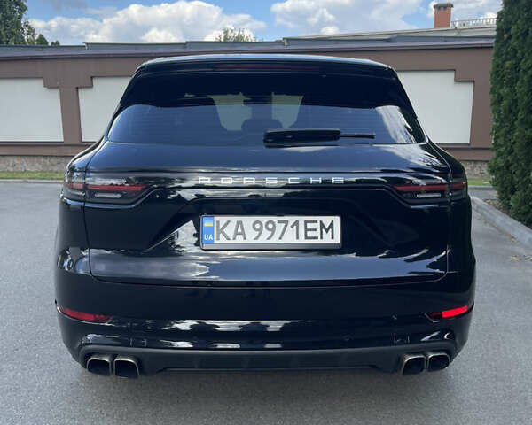 Чорний Порше Cayenne, об'ємом двигуна 4 л та пробігом 79 тис. км за 115000 $, фото 8 на Automoto.ua