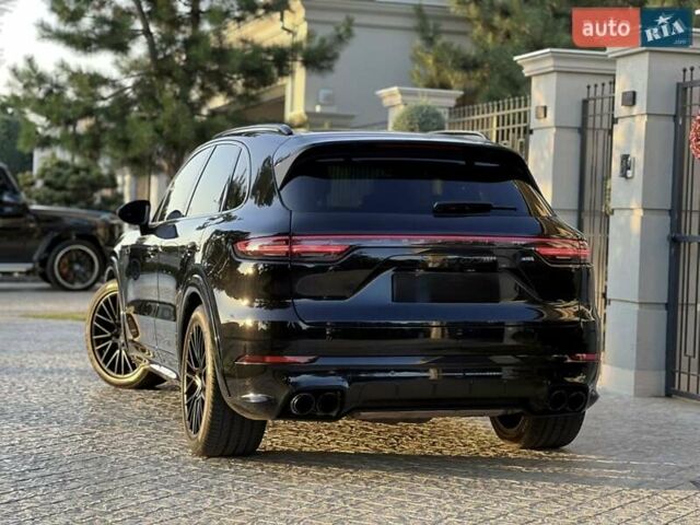 Чорний Порше Cayenne, об'ємом двигуна 4 л та пробігом 21 тис. км за 88000 $, фото 9 на Automoto.ua