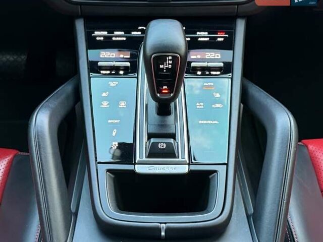 Черный Порше Каен, объемом двигателя 3 л и пробегом 105 тыс. км за 67000 $, фото 29 на Automoto.ua