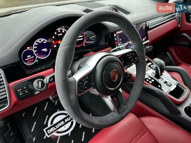 Черный Порше Каен, объемом двигателя 4 л и пробегом 57 тыс. км за 109900 $, фото 47 на Automoto.ua