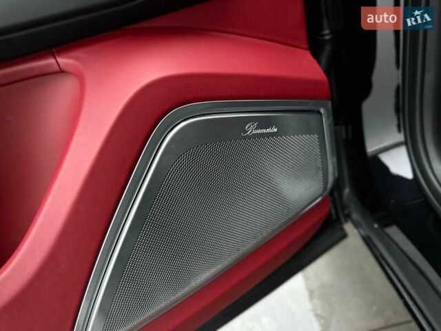 Черный Порше Каен, объемом двигателя 4 л и пробегом 57 тыс. км за 109900 $, фото 44 на Automoto.ua