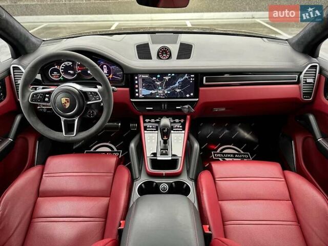 Черный Порше Каен, объемом двигателя 4 л и пробегом 57 тыс. км за 109900 $, фото 74 на Automoto.ua
