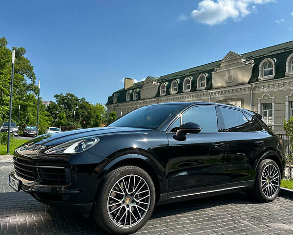 Черный Порше Каен, объемом двигателя 3 л и пробегом 25 тыс. км за 78900 $, фото 1 на Automoto.ua