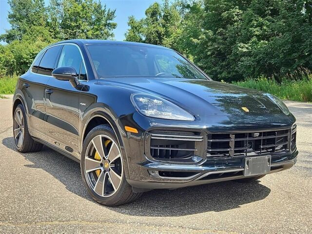Чорний Порше Cayenne, об'ємом двигуна 4 л та пробігом 23 тис. км за 7600 $, фото 2 на Automoto.ua