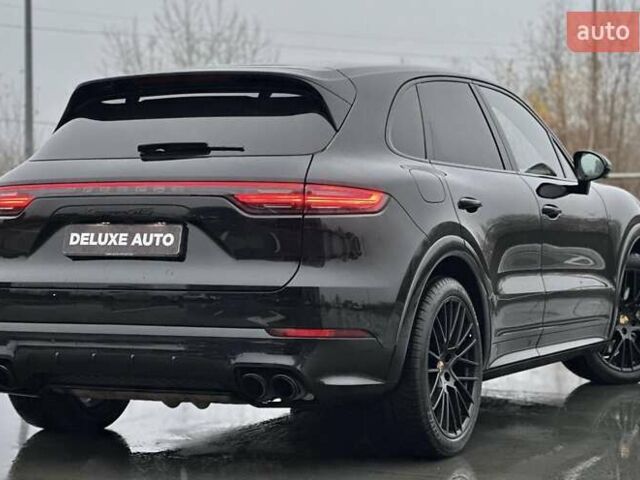 Черный Порше Каен, объемом двигателя 4 л и пробегом 57 тыс. км за 109900 $, фото 34 на Automoto.ua