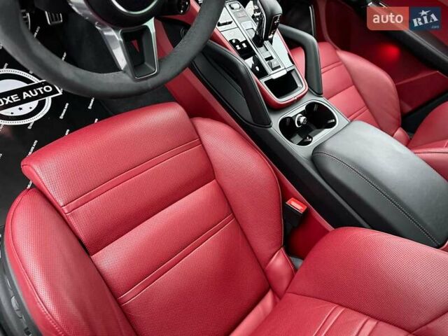 Черный Порше Каен, объемом двигателя 4 л и пробегом 57 тыс. км за 109900 $, фото 51 на Automoto.ua