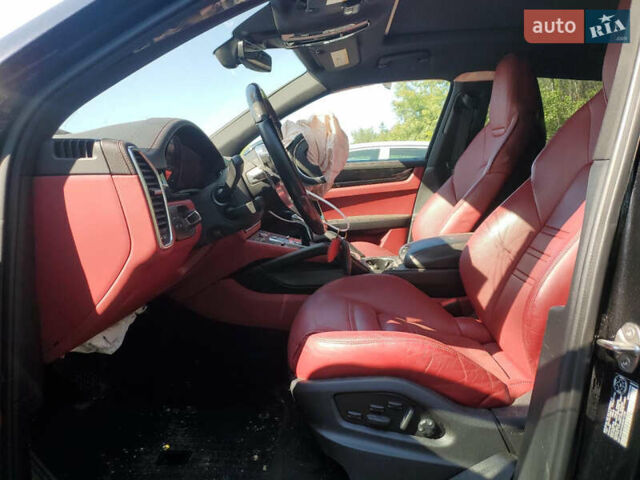 Чорний Порше Cayenne, об'ємом двигуна 3 л та пробігом 36 тис. км за 30000 $, фото 7 на Automoto.ua
