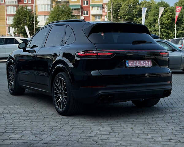 Черный Порше Каен, объемом двигателя 2.89 л и пробегом 60 тыс. км за 79800 $, фото 17 на Automoto.ua