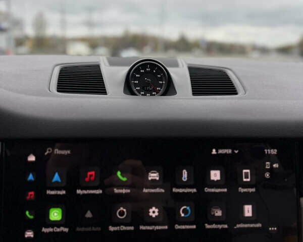 Порше Cayenne 2022 у Києві на Automoto.ua Чорний Порше Cayenne, об'ємом двигуна 3 л та пробігом 50 тис. км за 92000 $, фото 18 на Automoto.ua