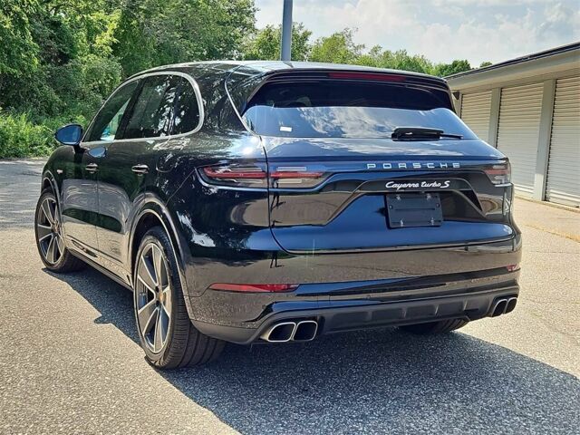 Чорний Порше Cayenne, об'ємом двигуна 4 л та пробігом 23 тис. км за 7600 $, фото 6 на Automoto.ua