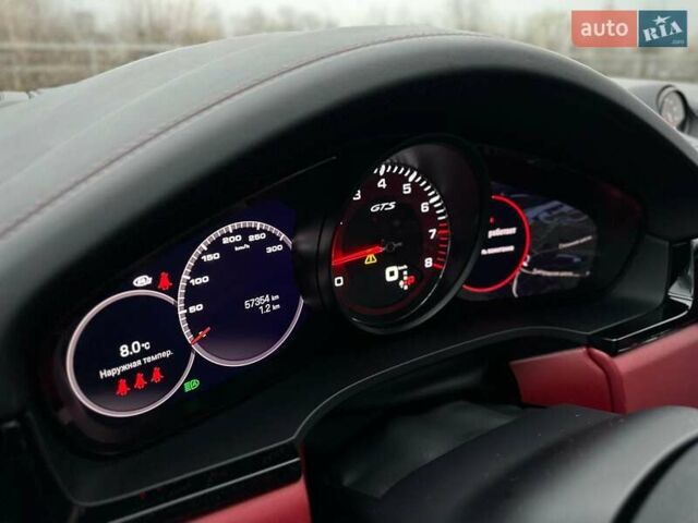 Черный Порше Каен, объемом двигателя 4 л и пробегом 57 тыс. км за 109900 $, фото 61 на Automoto.ua