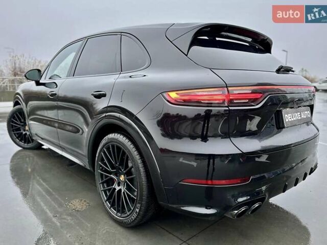 Черный Порше Каен, объемом двигателя 4 л и пробегом 57 тыс. км за 109900 $, фото 28 на Automoto.ua