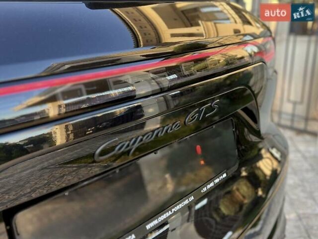 Чорний Порше Cayenne, об'ємом двигуна 4 л та пробігом 21 тис. км за 88000 $, фото 17 на Automoto.ua