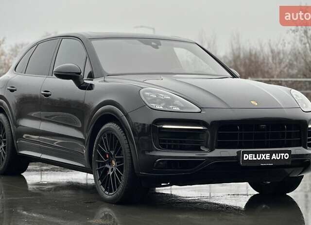 Черный Порше Каен, объемом двигателя 4 л и пробегом 57 тыс. км за 109900 $, фото 2 на Automoto.ua