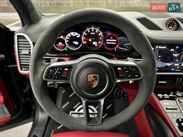 Черный Порше Каен, объемом двигателя 4 л и пробегом 57 тыс. км за 109900 $, фото 81 на Automoto.ua