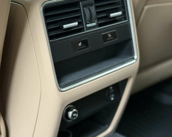 Порше Cayenne 2022 у Києві на Automoto.ua Чорний Порше Cayenne, об'ємом двигуна 3 л та пробігом 50 тис. км за 92000 $, фото 15 на Automoto.ua