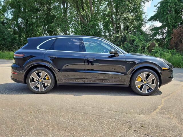 Чорний Порше Cayenne, об'ємом двигуна 4 л та пробігом 30 тис. км за 70300 $, фото 7 на Automoto.ua