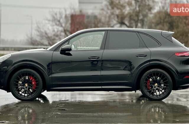 Черный Порше Каен, объемом двигателя 4 л и пробегом 57 тыс. км за 109900 $, фото 1 на Automoto.ua