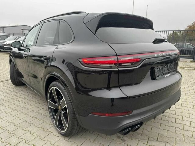 Чорний Порше Cayenne, об'ємом двигуна 3 л та пробігом 23 тис. км за 47900 $, фото 1 на Automoto.ua
