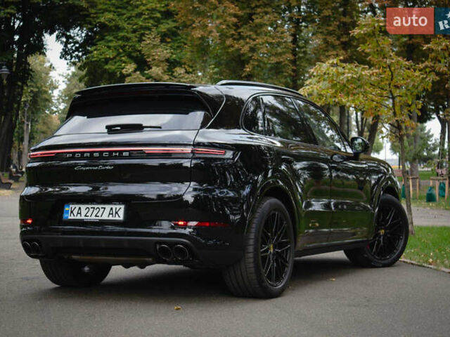 Чорний Порше Cayenne, об'ємом двигуна 4 л та пробігом 8 тис. км за 243800 $, фото 21 на Automoto.ua