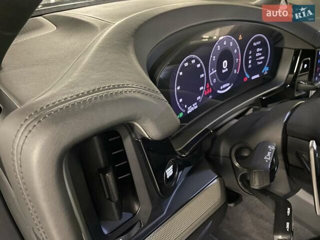 Чорний Порше Cayenne, об'ємом двигуна 3 л та пробігом 64 тис. км за 110388 $, фото 18 на Automoto.ua